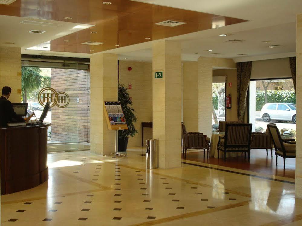 โรงแรมเบสต์ โอซูนา มาดริด ภายนอก รูปภาพ